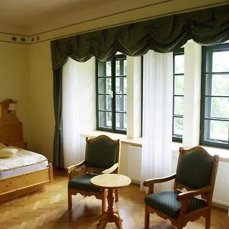 Hotel Svatý Tomáš *