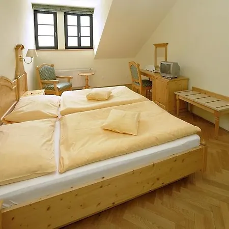 Svatý Tomáš * Přední Výtoň