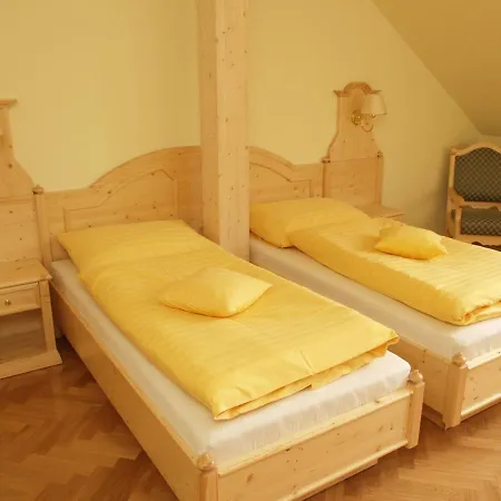 Hotel Svatý Tomáš *