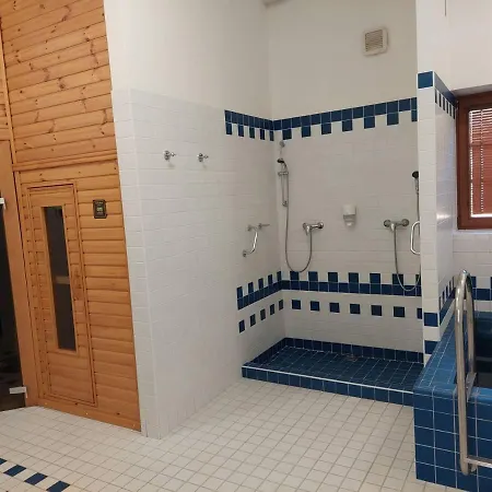 Hotel Svatý Tomáš *