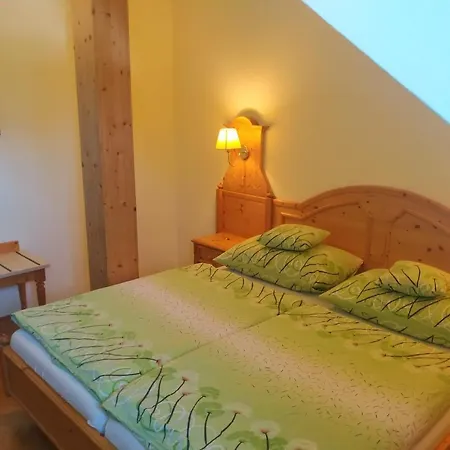 Svatý Tomáš * Přední Výtoň